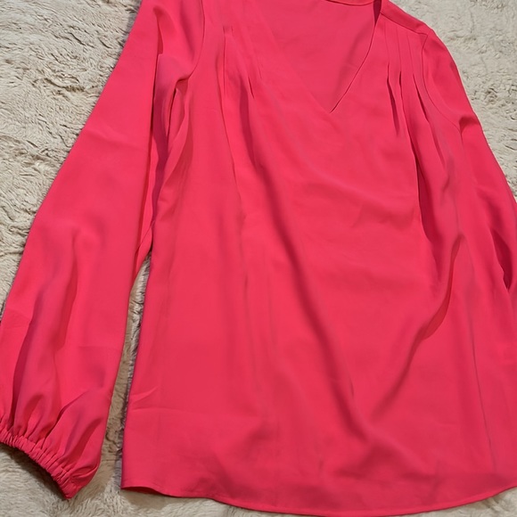 Size L blouse - Picture 2 of 16